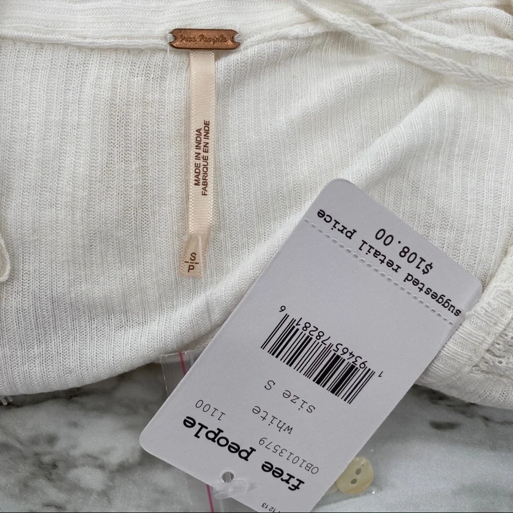 Free People NWT Set To Stun Tunic Top Long Sleeve V Neck Hi Low White Small New - Picture 5 of 7